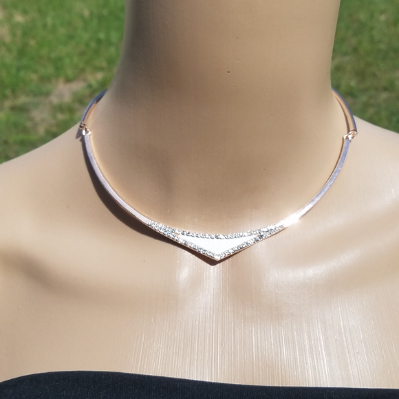 Guess Jewelry - Guess Rose Gold Choker